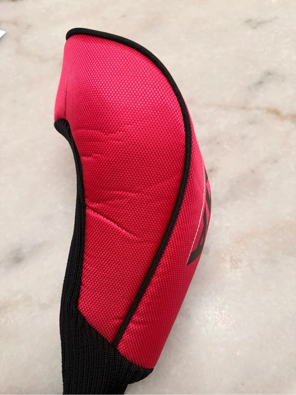Strata hot pink Golf Club Headcover – Driver- Callaway Golf
